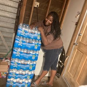 Meet your Posher, Tenesha